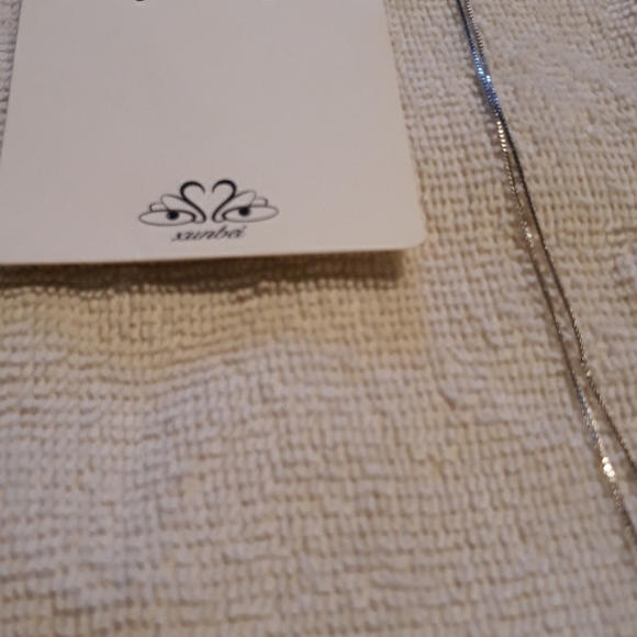 Xunbei silver green cross necklace - Picture 2 of 5